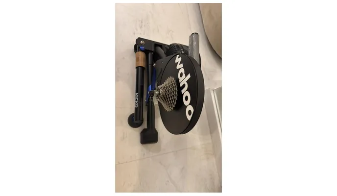 Rolo de Treino Smart Wahoo Kickr V6