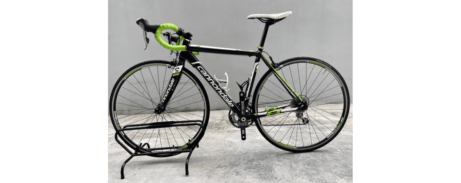 Semexe - Cannondale CAAD8 Tiagra 6 2015 Semexe - Cannondale CAAD8 Tiagra 6 2015