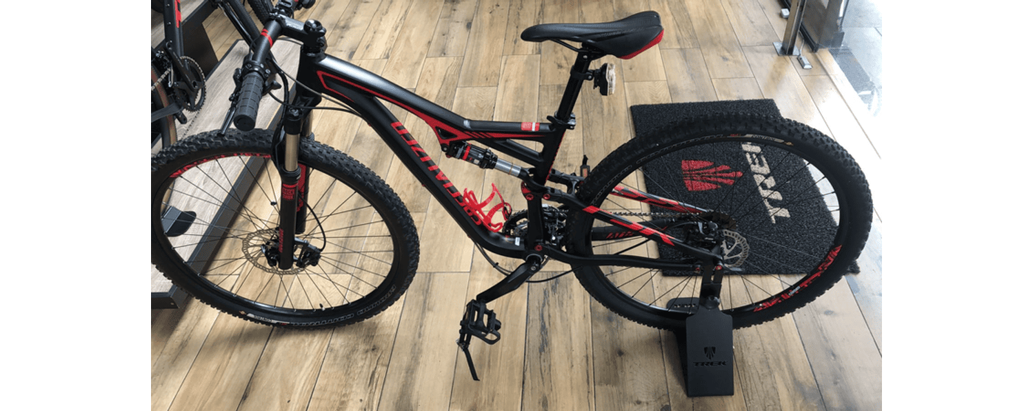 Semexe - Specialized Camber FSR 29 Preto / vermelho 2013