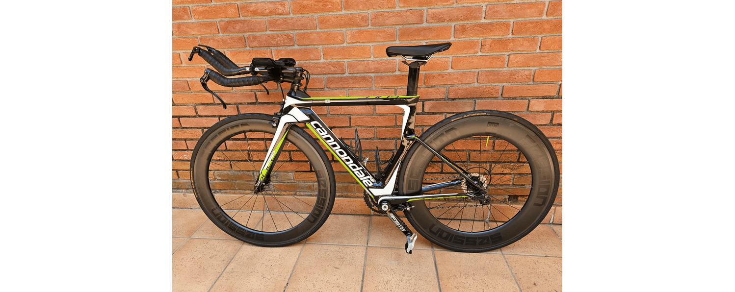 Semexe - Cannondale Slice 105 2016 A​companha a roda de carbono