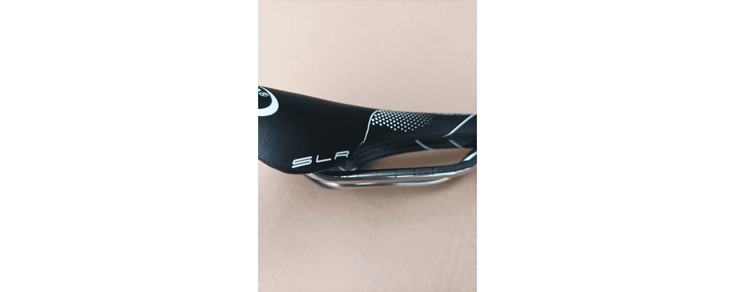 MAGNUS Skelly Saddle Titanium フィジェットトイ MAGNUS 