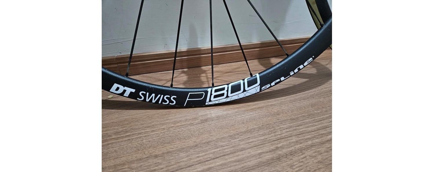 Semexe - DT Swiss Conjunto de rodas de estrada P1800 32