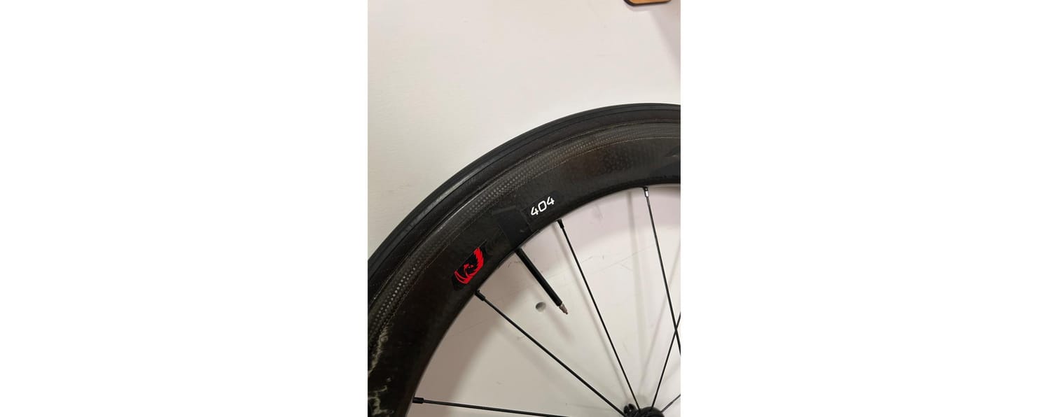 Semexe - Rodas de Carbono Zipp