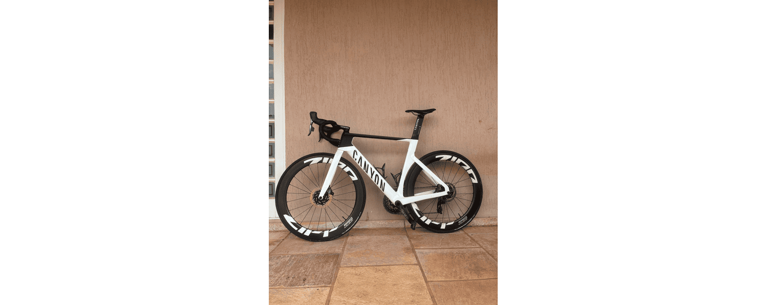 Semexe - Canyon Aeroad CF SLX 8 Disc eTap 2022