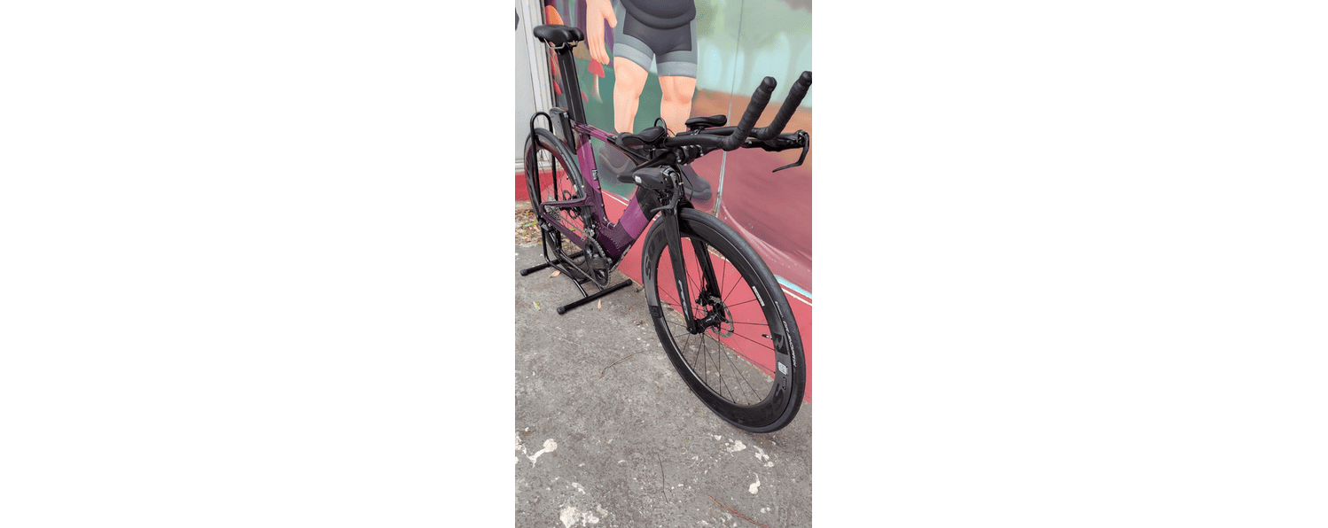 Semexe - Felt IAX ADVANCED 105 DI2 2025
