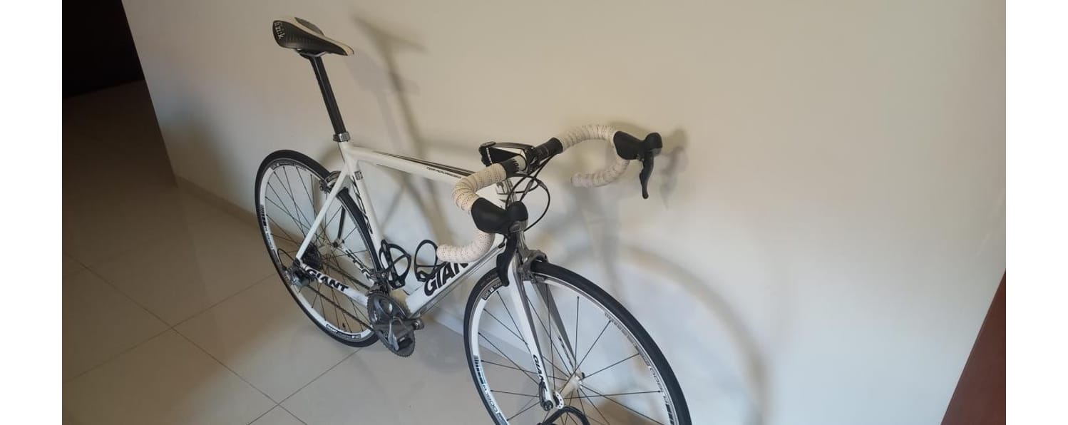 Semexe - Giant TCR ADVANCED 2011