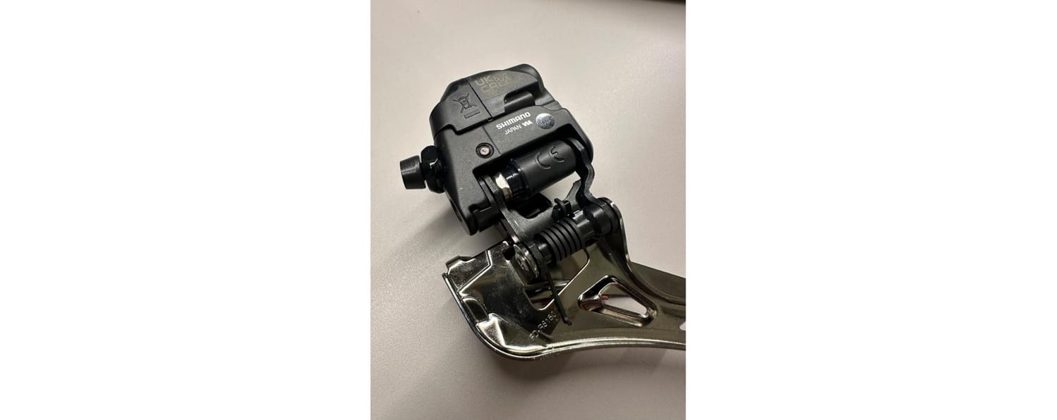 Semexe - Cambio Dianteiro Shimano Ultegra Di2 FD-R8150 2x12