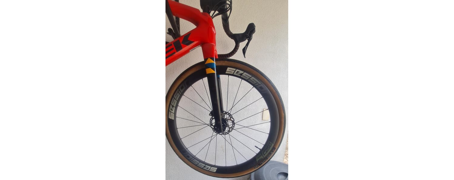 Semexe - Trek Checkpoint SL5 Red Black 2023