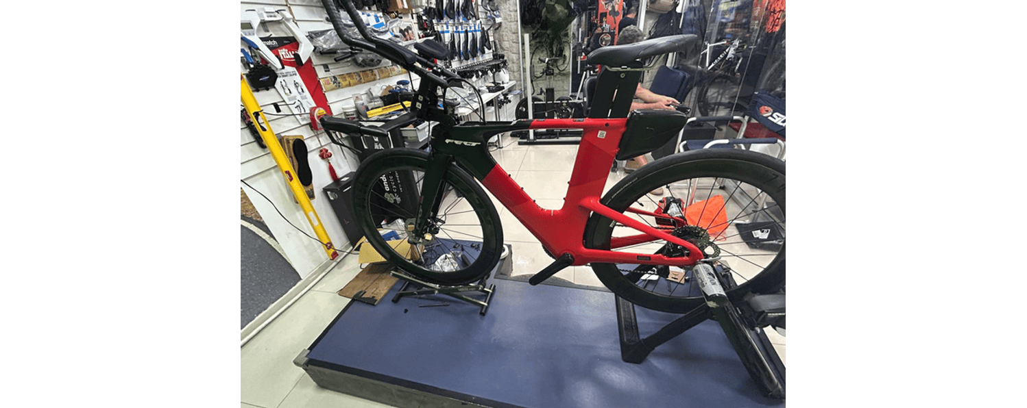 Semexe - Felt IAX Advanced Ultegra 2025