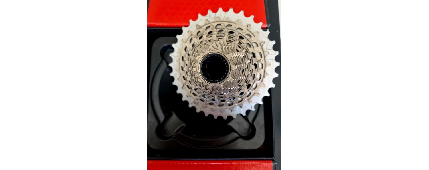 Semexe - Cassete SRAM Red AXS XG-1290 12v 10-33t - XDR - Pouco Uso Semexe - Cassete SRAM Red AXS XG-1290 12v 10-33t - XDR - Pouco Uso