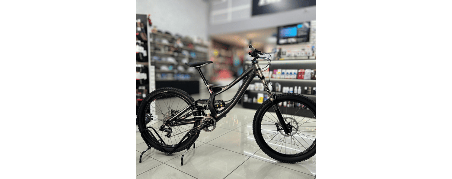Semexe - Specialized Demo 8 l Carbon 2014