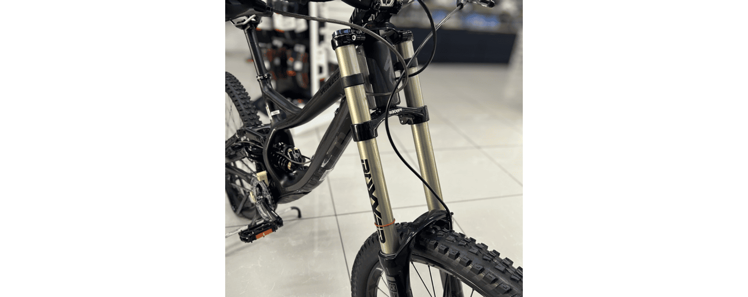 Semexe - Specialized Demo 8 l Carbon 2014