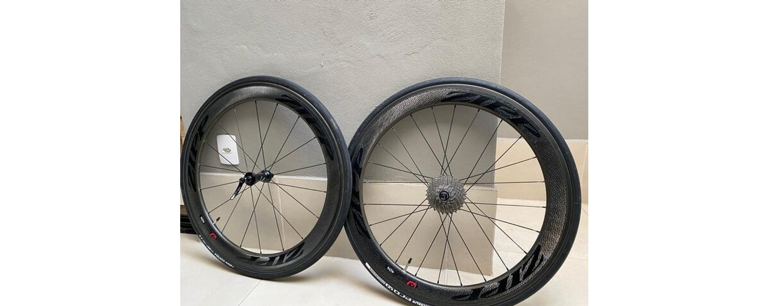 Semexe - Rodas Zipp 404 carbon clincher