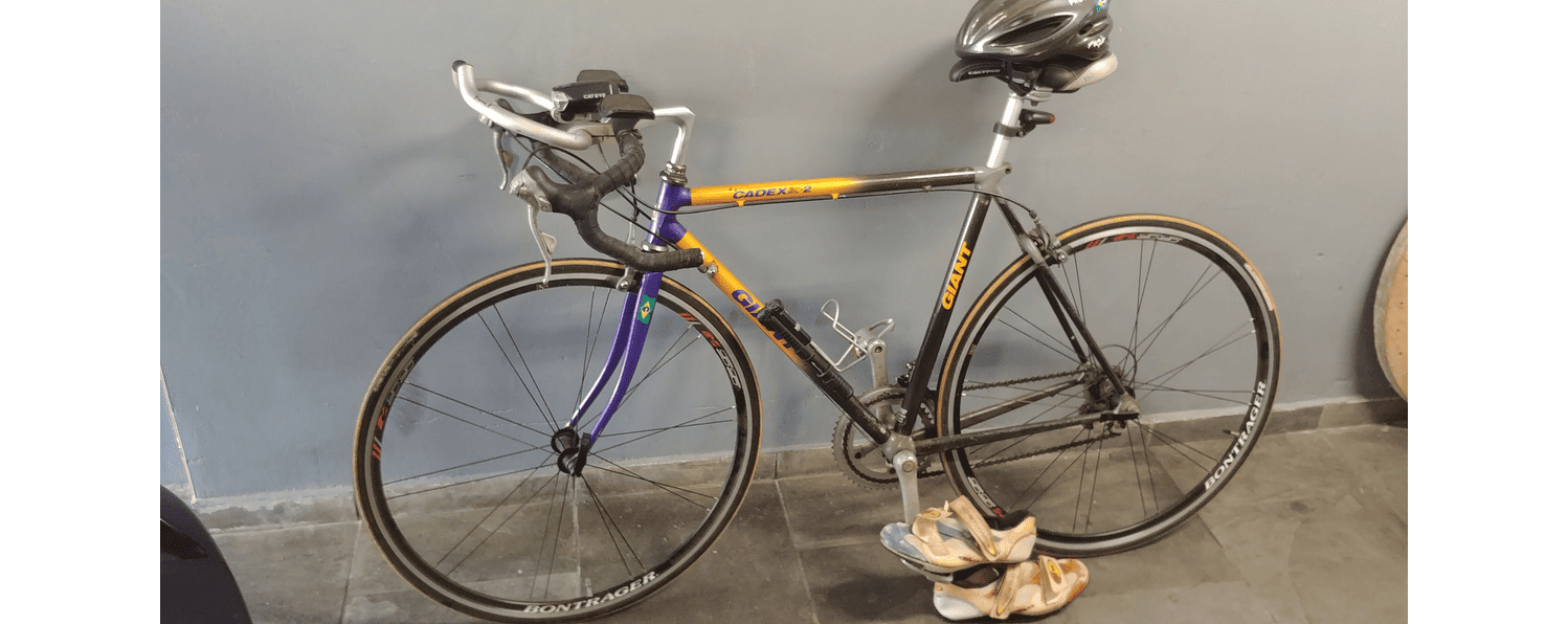 Giant CADEX ALM 2 手渡し取引 Semexe - Giant Cadex CFR 2 2005