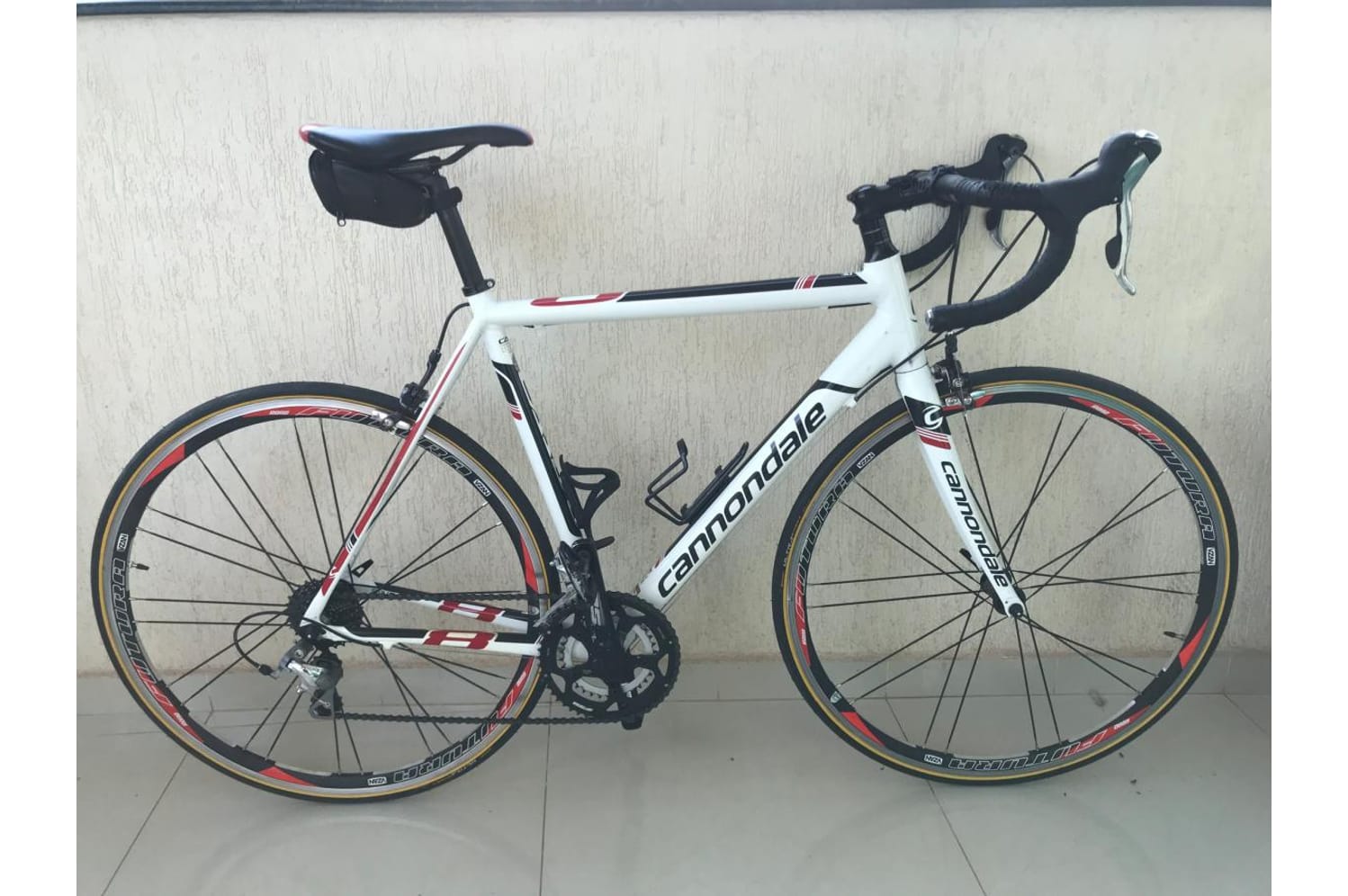 Semexe - Cannondale CAAD8 Tiagra 6 2016