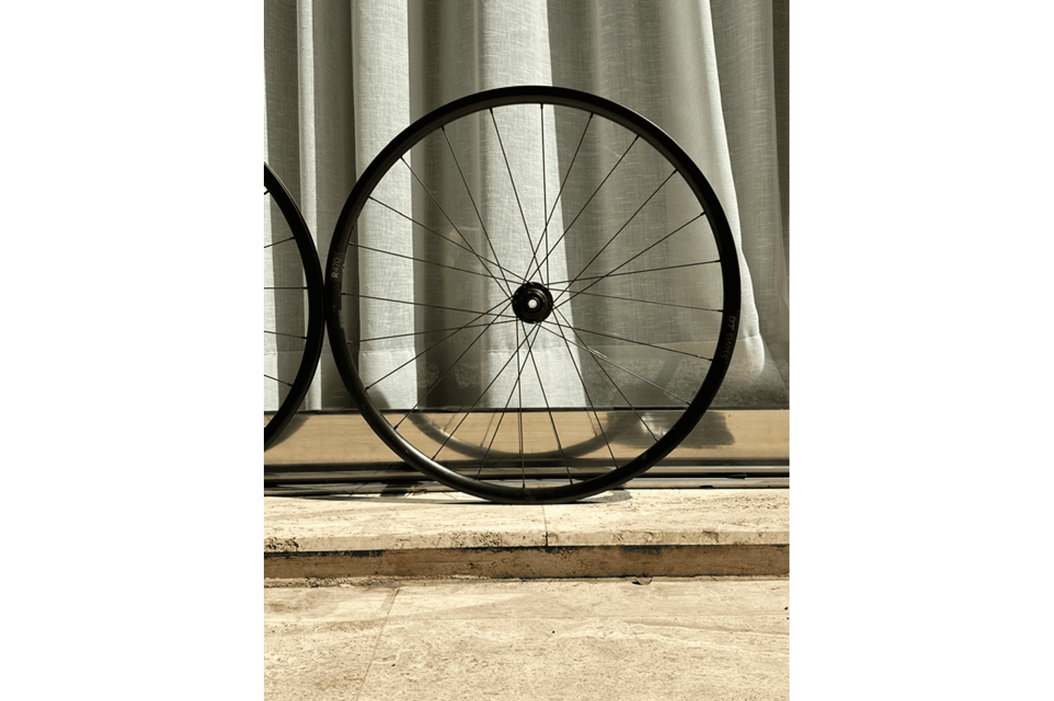 Semexe - Roda DT Swiss R470 - Tubeless Ready - Freio a Disco