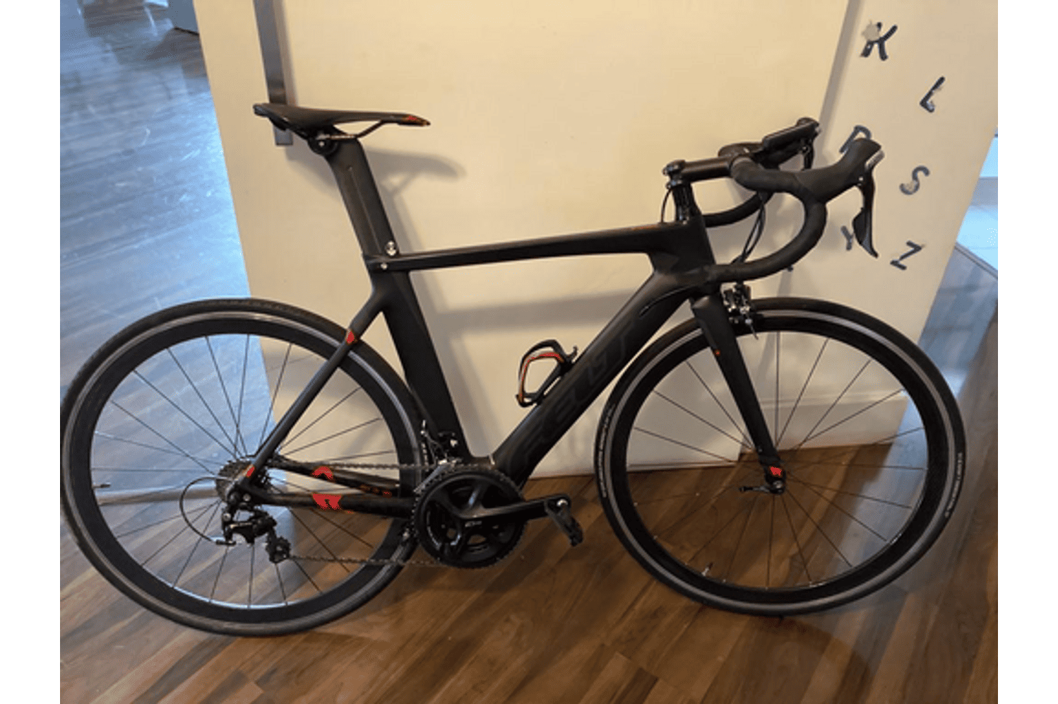 Semexe - Felt AR 5 2018