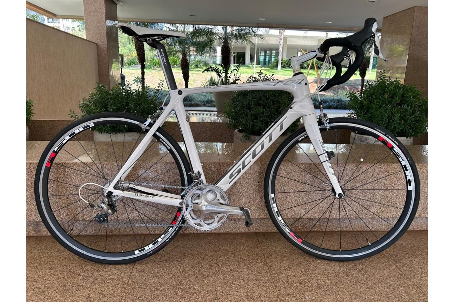 ロードバイク SCOTT FOIL40 【公式通販】