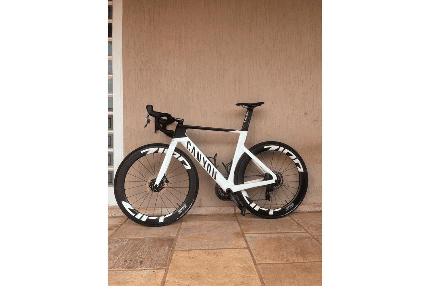 Semexe - Canyon Aeroad CF SLX 8 Disc eTap 2022