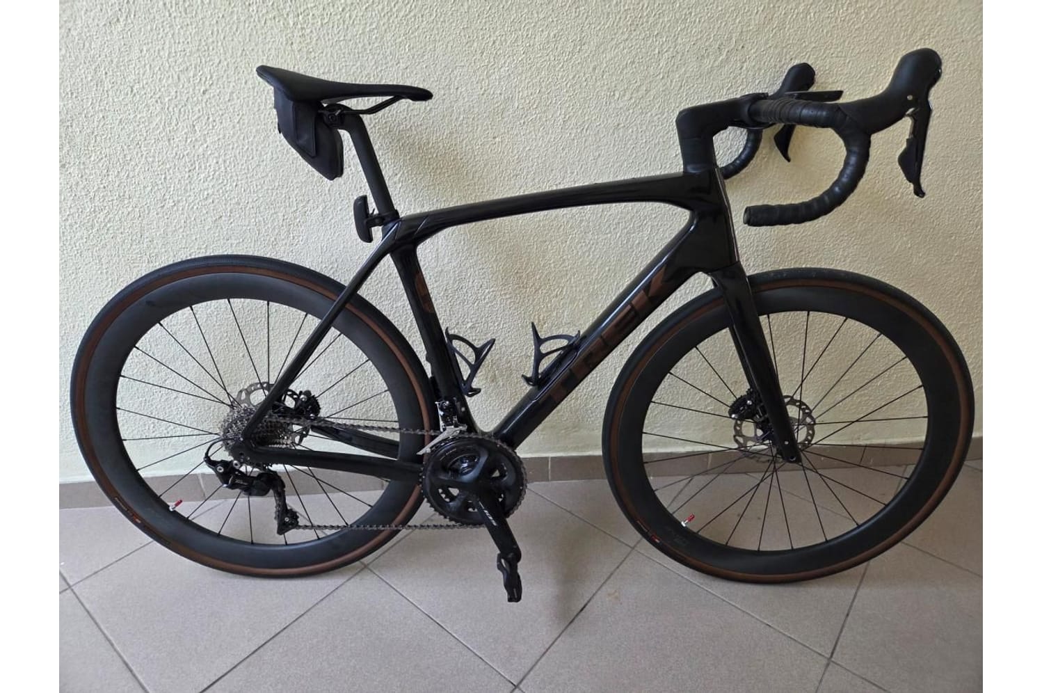 Semexe - Trek Domane SL5 Disc 2023