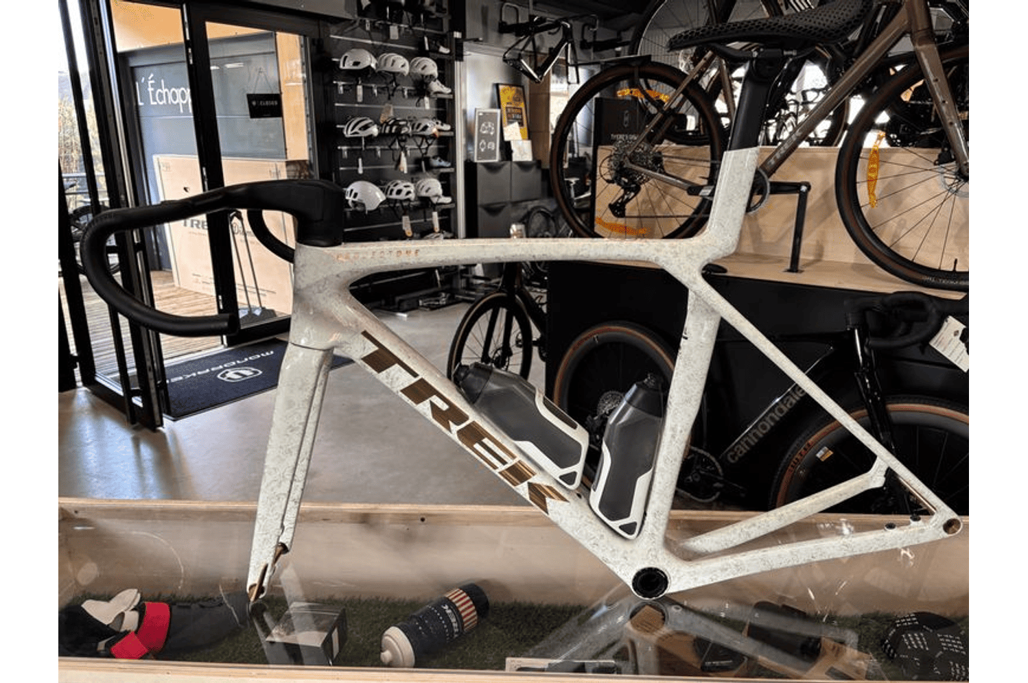 Semexe - Frameset Trek Madone geração 8