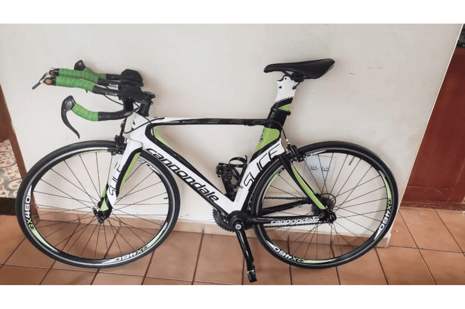 自転車本体 CANNONDALE SLICE 105 Road700c Bikes | Bicicleta Cannondale Slice