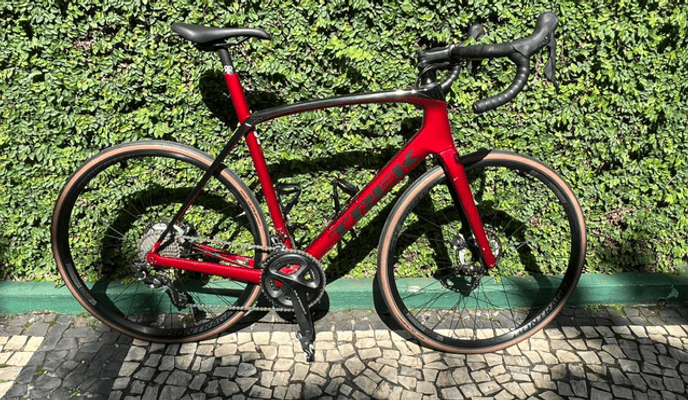 TREK Émonda SL 6 レッド 赤く輝くフルカーボンフレーム！【TREK エモンダ SL6(2019モデル)】を