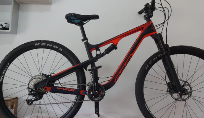 Semexe - Canyon Lux CF SL 2021