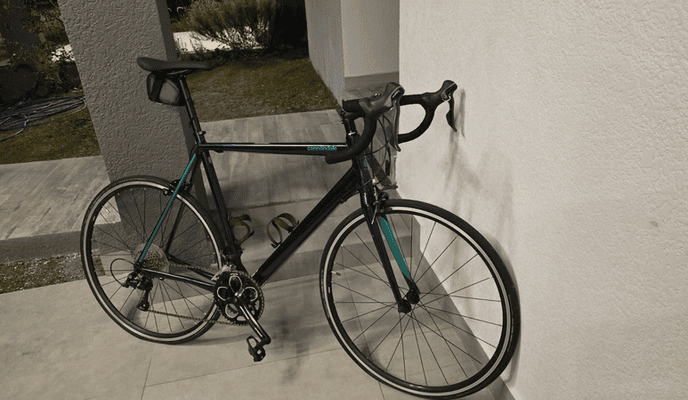 Semexe - Cannondale CAAD Optimo Sora 2020