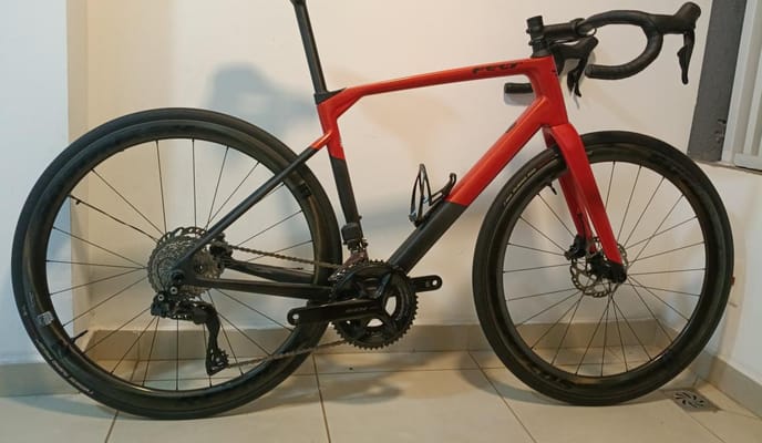 Semexe - Specialized Roubaix SL8 Sport 105 2024