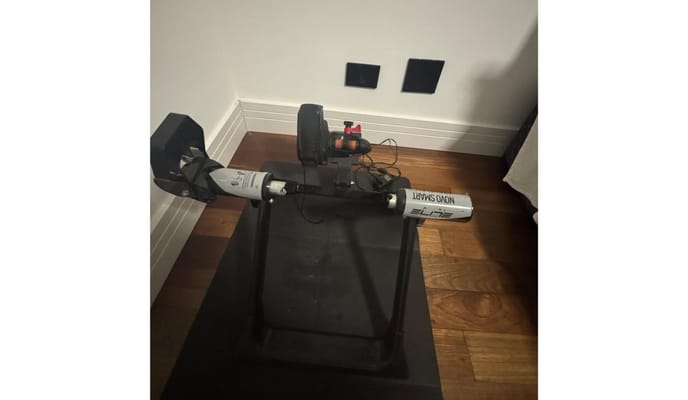 Semexe - Rolo TACX Neo 2T Smart