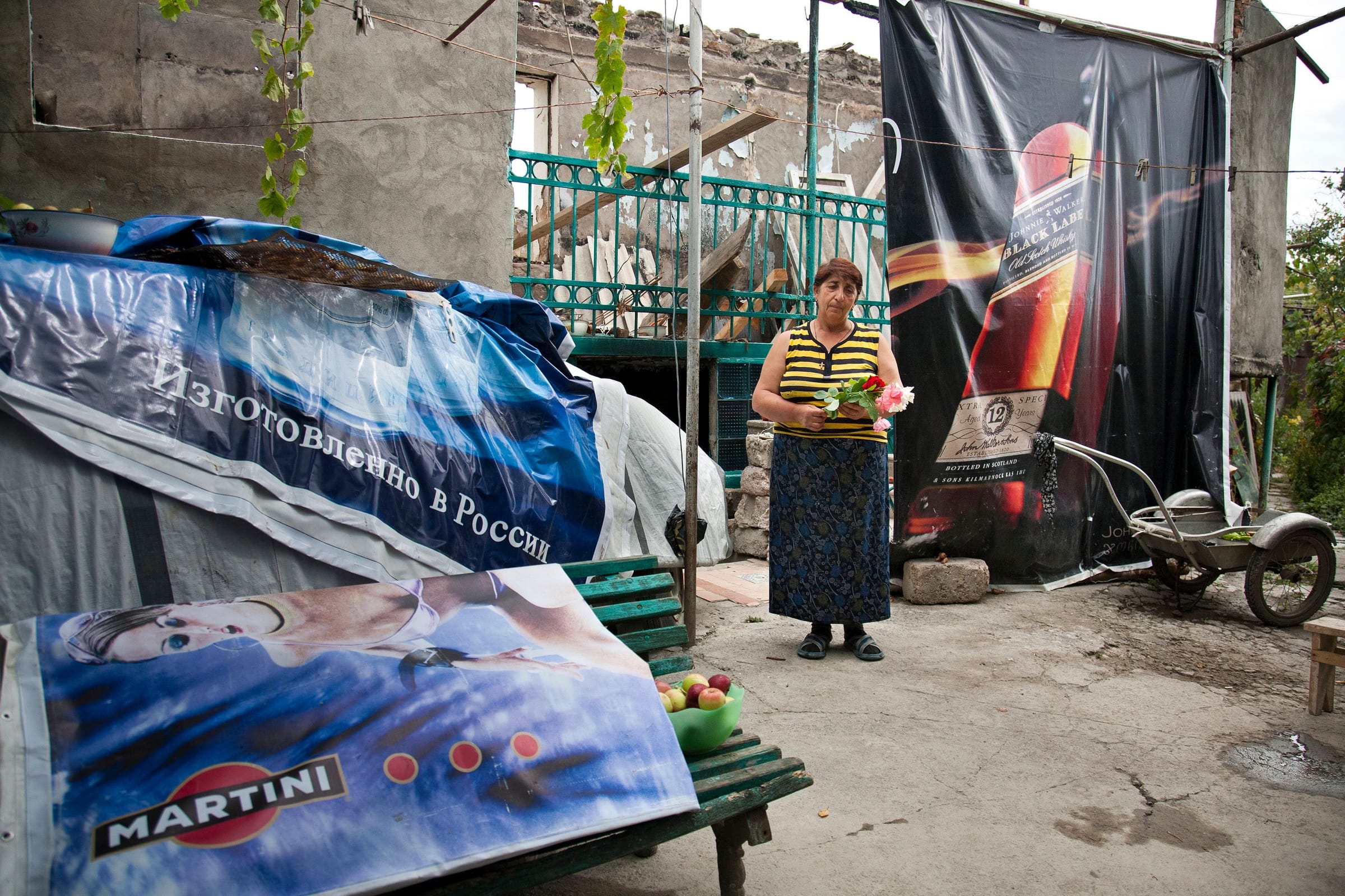 Shifting Borders 194