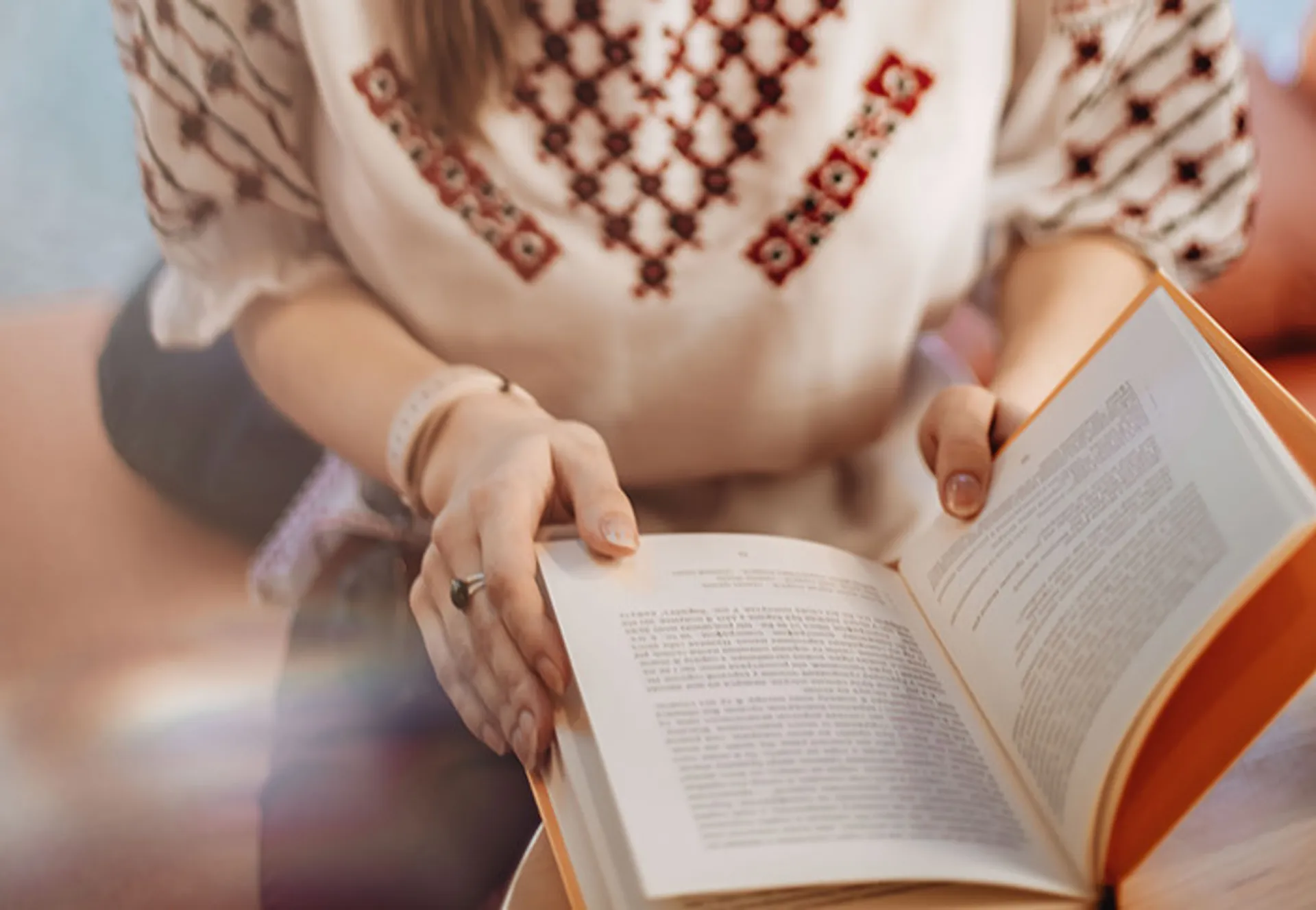 Неповторна моя, калинова: сучасна українська поезія та проза, від якої перехоплює подих