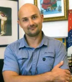 Сашко Дерманський: книги і профіль автора