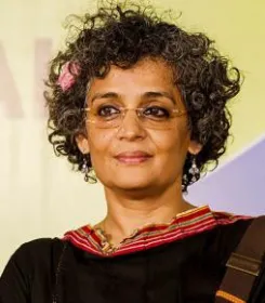 Арундаті Рой