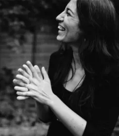 Далія Адділон