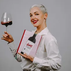 Анна-Євгенія Янченко