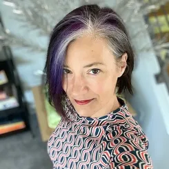 Дженніфер Отт