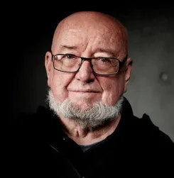 Томас Кініллі