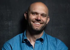 Джеймс Клір