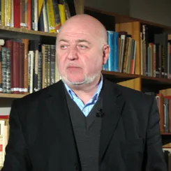 Юрій Шаповал