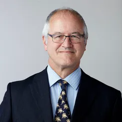 Майкл Бентон