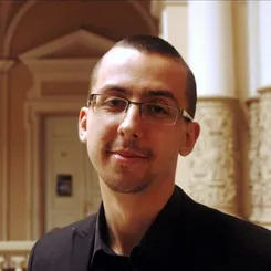 Володимир Куч