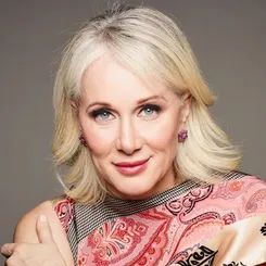 Полін Браун