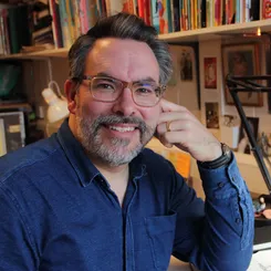 Адам Стовер