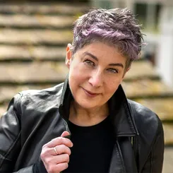 Джоан Гарріс