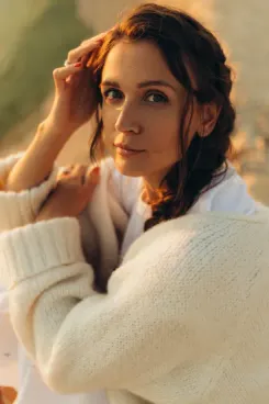 Юлія Олефір