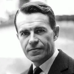 Карло Чіполла