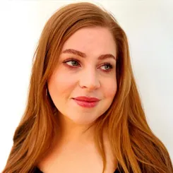 Вікторія Ллойд-Барлоу