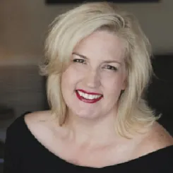 Кортні Коул